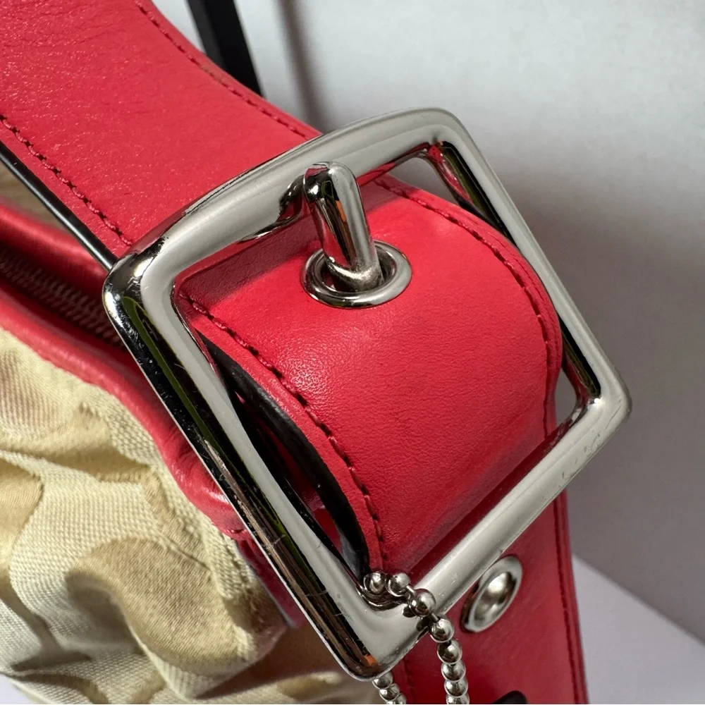 COACH Legacy Signature Hobo Duffel Bag in Khaki and Fuchsia Leather‎ Crossbody